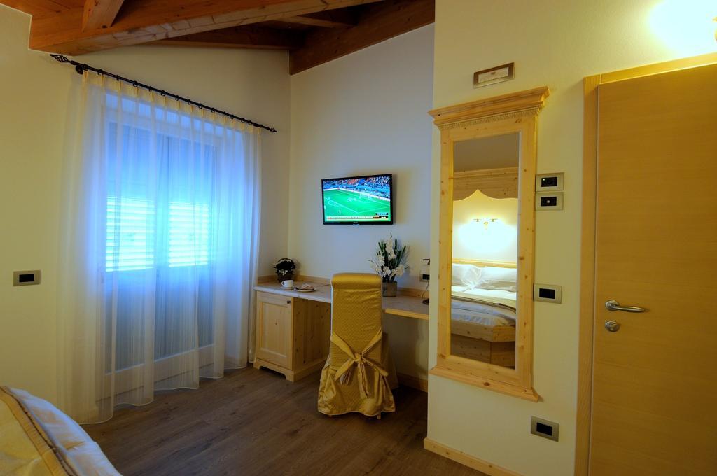 Agritur Melissa Villa Croviana Rum bild
